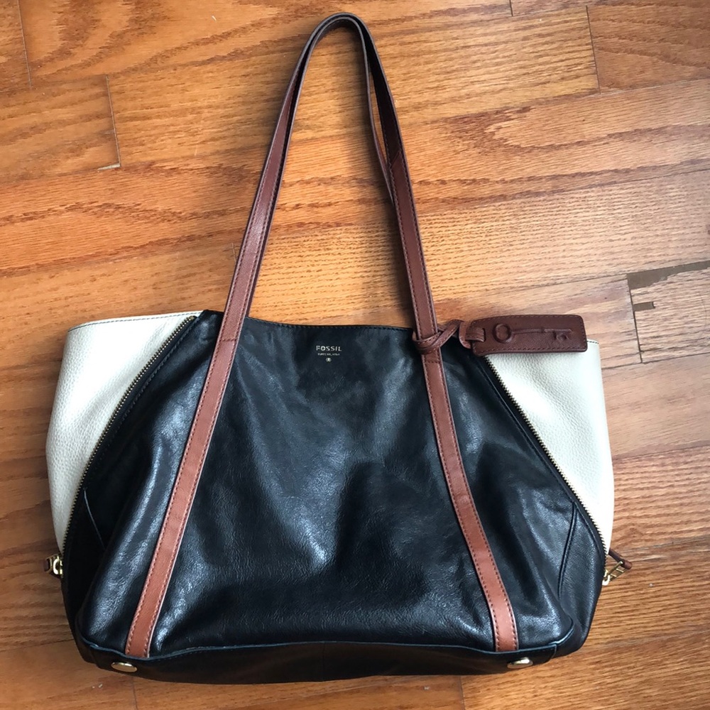 Leather fossil bag